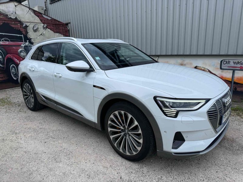 AUDI E-TRON  2019 55 quattro 408cv AVUS EXTENDED TOIT PANO REPRISE POSSIBLE