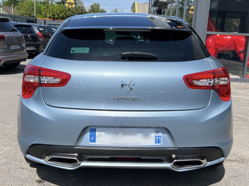 CITROEN DS5 SO CHIC 1.6 E HDI 110 Cv PREMIERE MAIN / BOITE AUTOMATIQUE - GARANTIE 1 AN