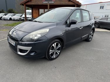 RENAULT SCENIC III  1.5L dCi 110cv *ÉDITION BOSE* / RÉVISER_GARANTIE