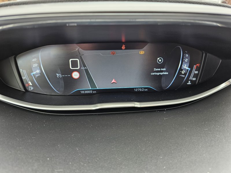 PEUGEOT 5008 ALLURE 1.5 HDI 130 CH 7 PLACES  CAMERA GPS 