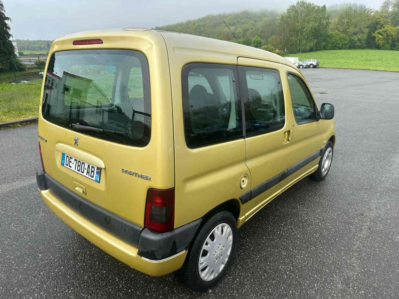 PEUGEOT PARTNER Monospace 2005