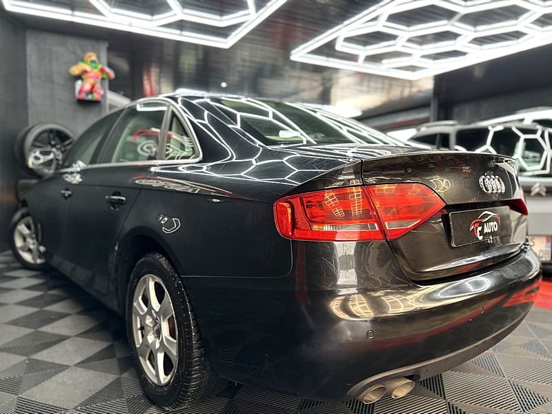 AUDI A4 B8 2009