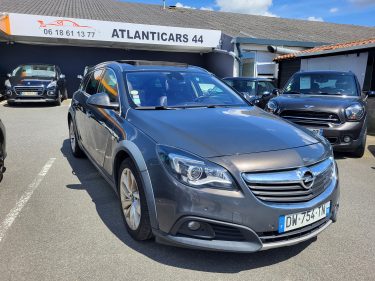 OPEL INSIGNIA A Sports Tourer 2015