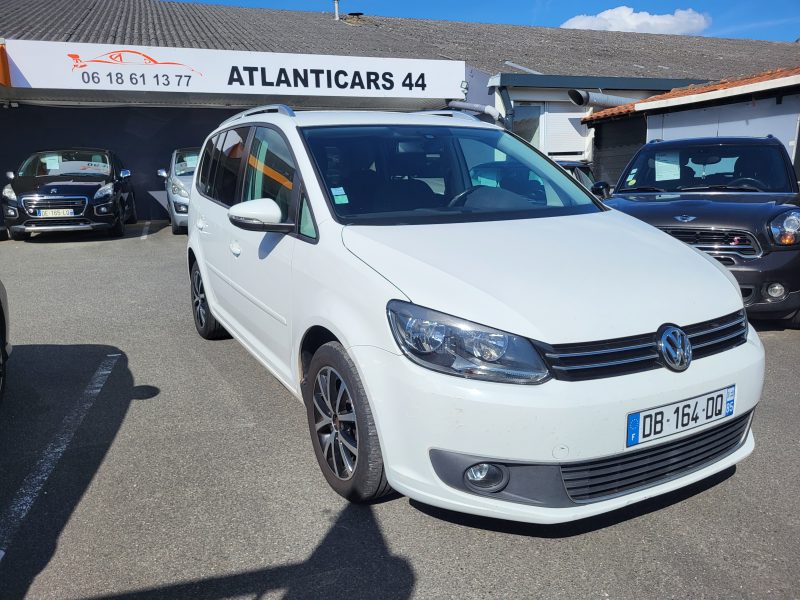 VOLKSWAGEN TOURAN 2013