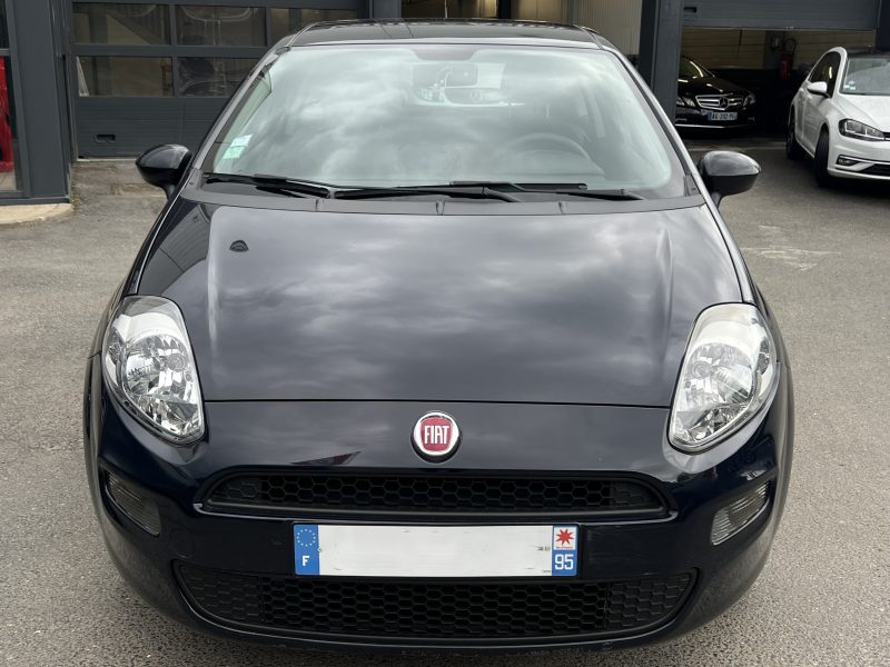 FIAT PUNTO III PHASE 3 1.2 69 Cv 5 PLACES / CLIMATISATION 59 700 Kms CRIT AIR 1 - GARANTIE 1 AN