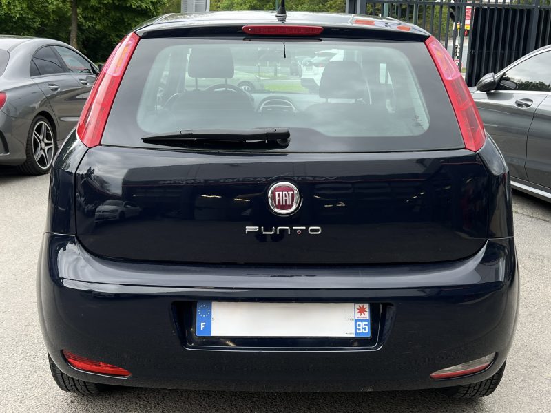 FIAT PUNTO III PHASE 3 1.2 69 Cv 5 PLACES / CLIMATISATION 59 700 Kms CRIT AIR 1 - GARANTIE 1 AN