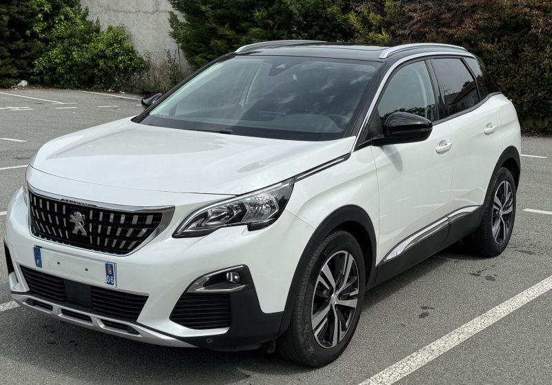 PEUGEOT 3008 1.2 ALLURE 130