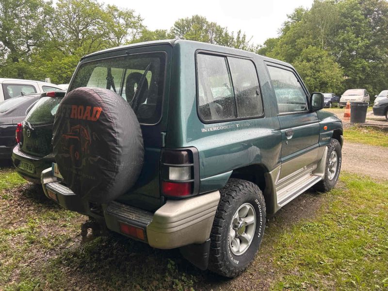 MITSUBISHI PAJERO 2004