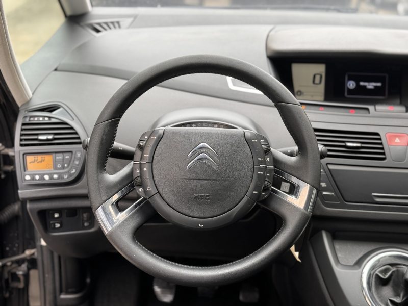 Citroën C4 Picasso 2.0 HDI confort payer en 4X 