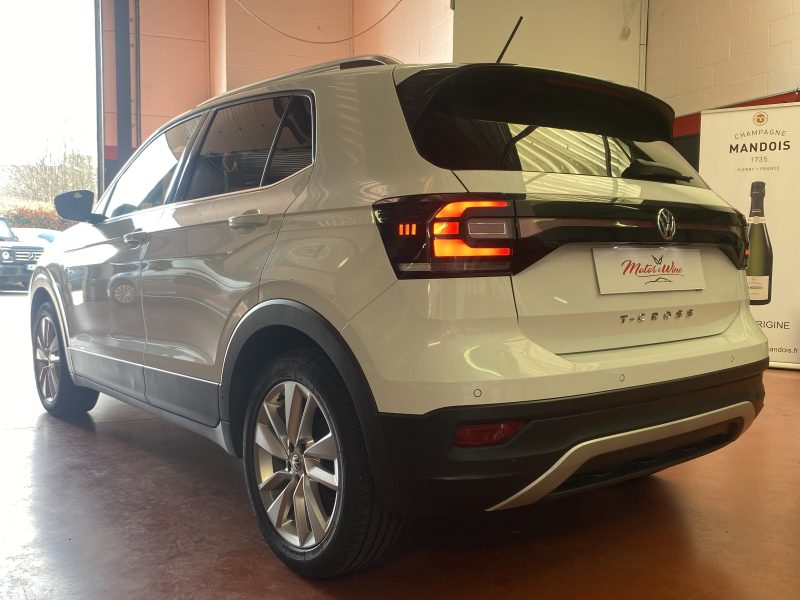 VOLKSWAGEN T-CROSS 2019