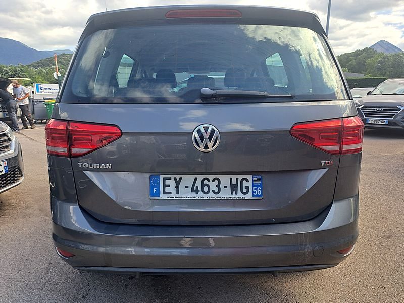 VOLKSWAGEN TOURAN 2018