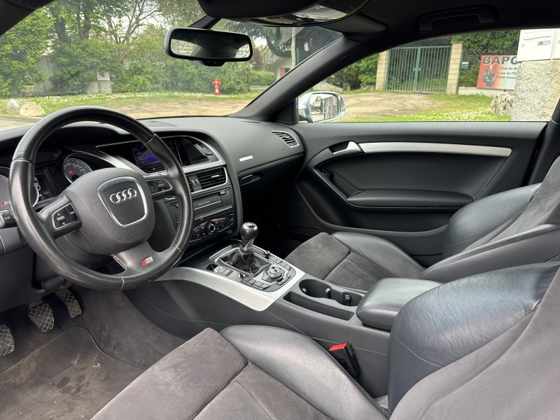 AUDI S5 2010