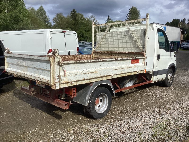 IVECO DAILY III Fourgon 2005