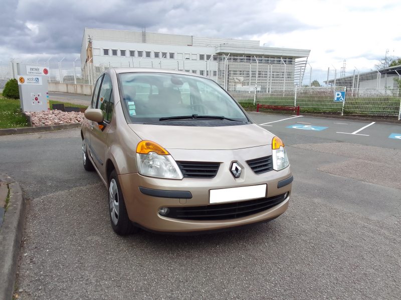 RENAULT MODUS  2006