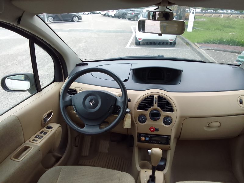 RENAULT MODUS  2006