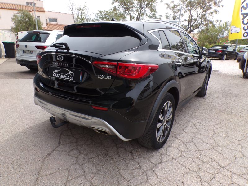 INFINITI QX30 2016