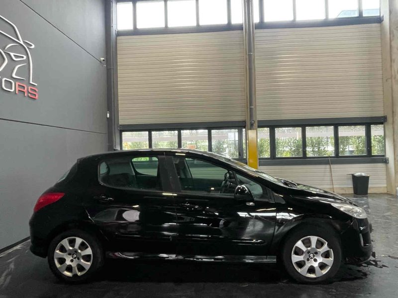 PEUGEOT 308 1.6 HDI