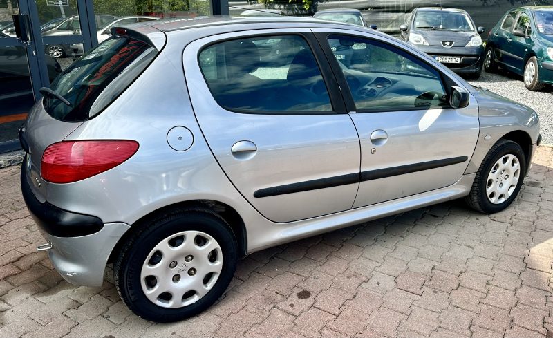 PEUGEOT 206 1.4L i 75cv BASE *101.000kms / REVISER_GARANTIE