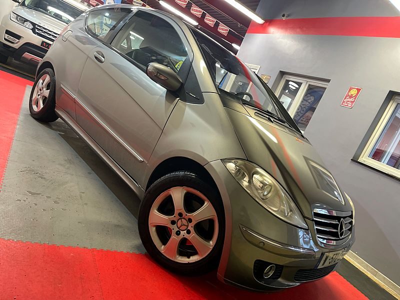 MERCEDES A150/1.5I 95CV/BOITE AUTO/AVANTGARDE/122000KM/PARFAIT ETAT