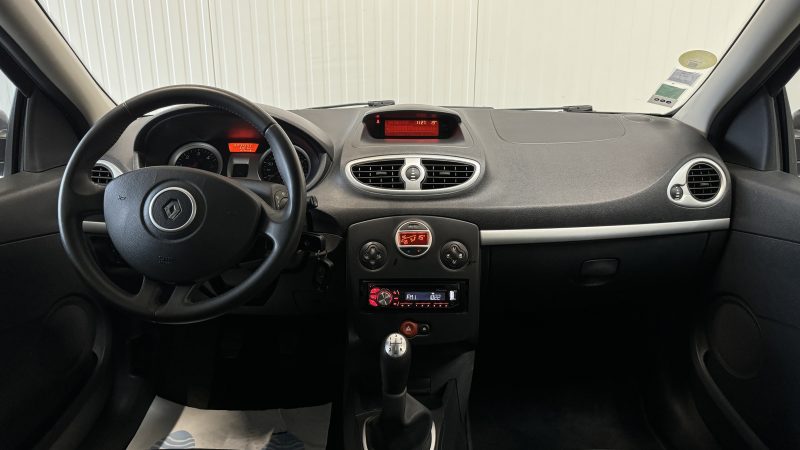 RENAULT CLIO III 2011