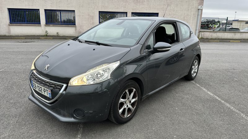 PEUGEOT 208 I 2014