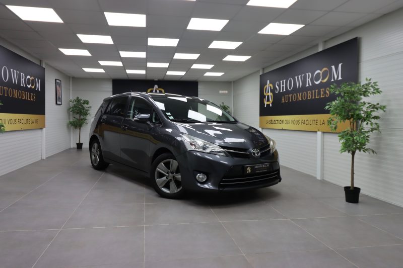 TOYOTA VERSO 2015