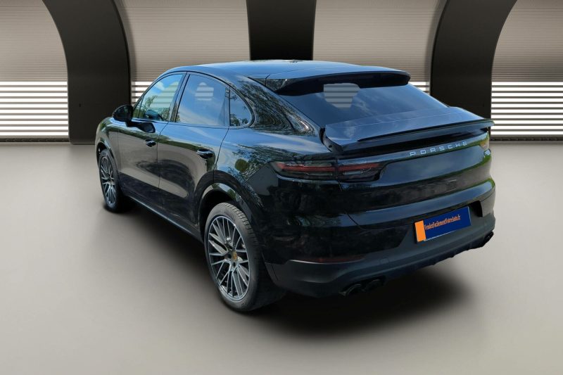 PORSCHE CAYENNE 2019