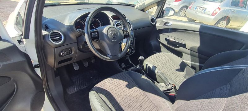 OPEL CORSA D 2014