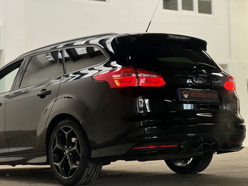 FORD FOCUS ST 2.0 ECOBOOST 250CH