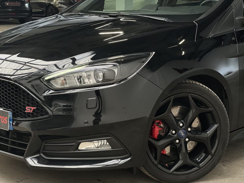 FORD FOCUS ST 2.0 ECOBOOST 250CH