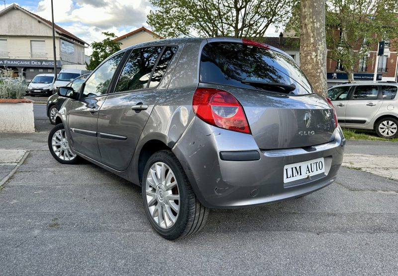 RENAULT CLIO III 2009