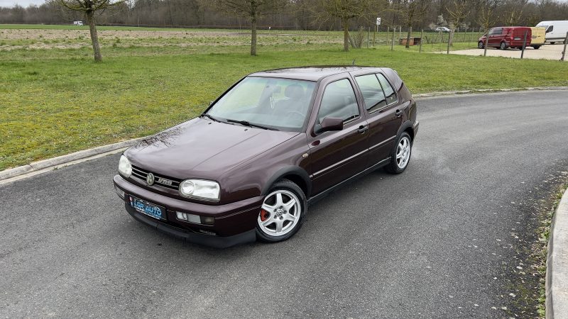 VOLKSWAGEN  GOLF 1996