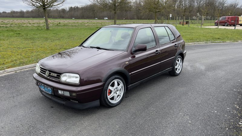 VOLKSWAGEN  GOLF 1996