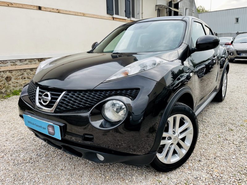 NISSAN JUKE 2011