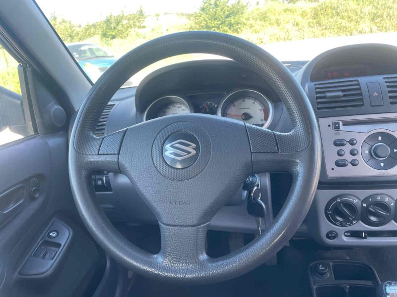 SUZUKI IGNIS II 2004 GARNTIE 12 MOIS