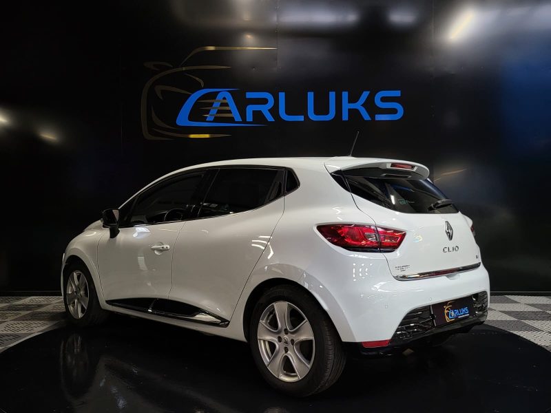 RENAULT CLIO IV 0.9 TCE 90cv INTENS / KEYLESS GO / RADAR AR / FEUX AUTO 