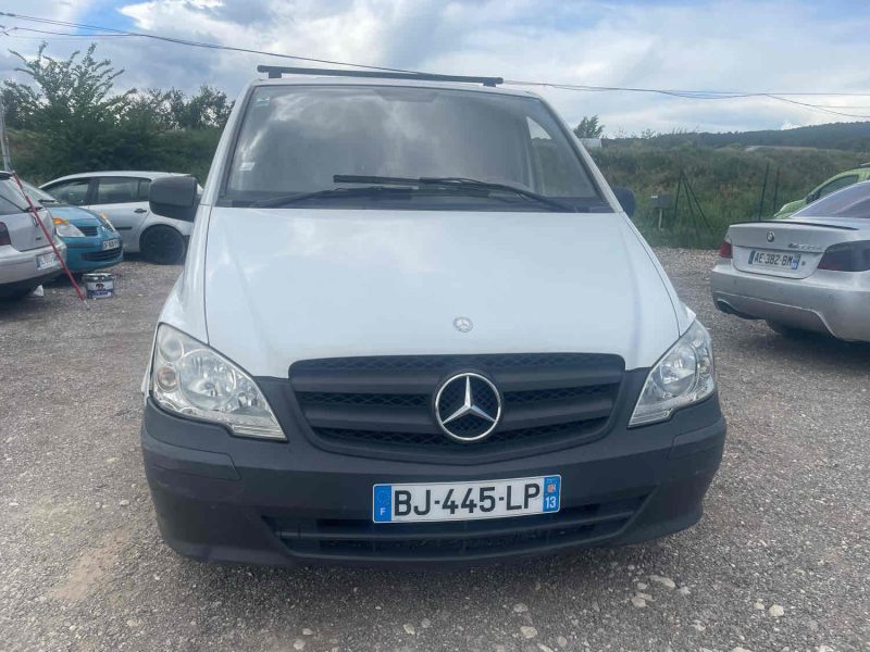 MERCEDES VITO 110 CDI COMPACT BOITE 6 3 PLACES 2011