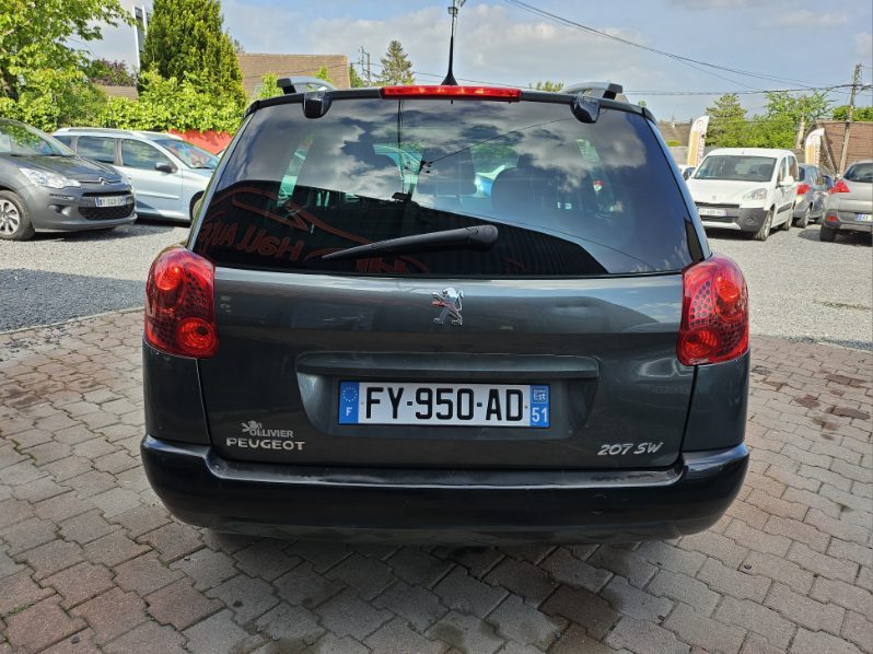 PEUGEOT 1.6L HDi 90cv Blue Lion Active / RÉVISER_GARANTIE