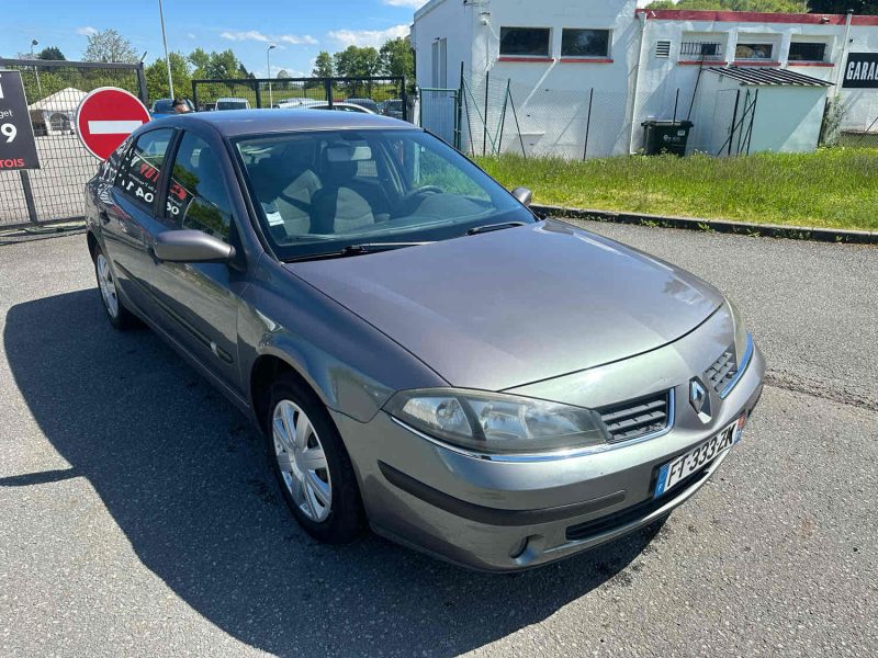 RENAULT LAGUNA II 2006