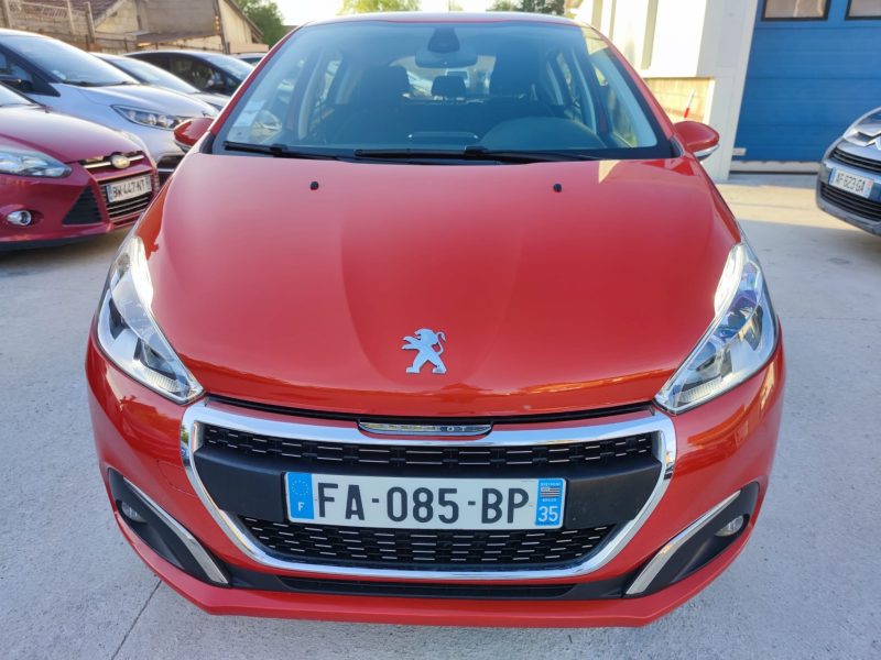 PEUGEOT 208  2018