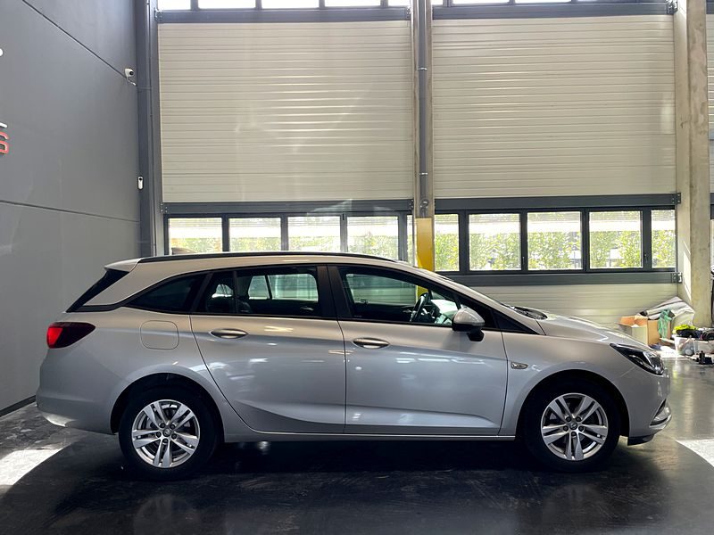 OPEL ASTRA K Sports Tourer 2017