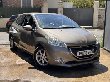 Peugeot 208  208 1.4 ESS Active PAYER EN 4X 