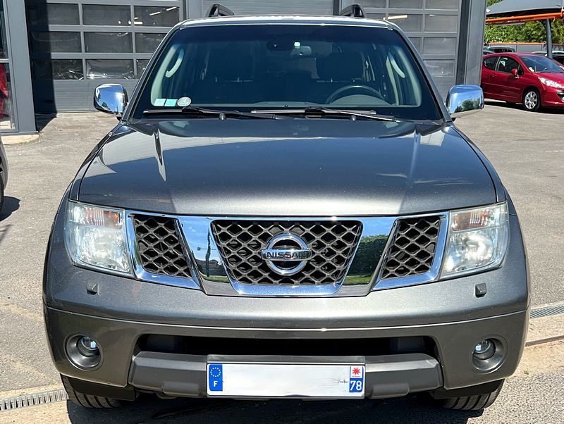 NISSAN PATHFINDER III 4WD 2.5 DCI 174 BOITE AUTO 7 PLACES ATTELAGE EXCELLENT ETAT - Garantie 12 Mois