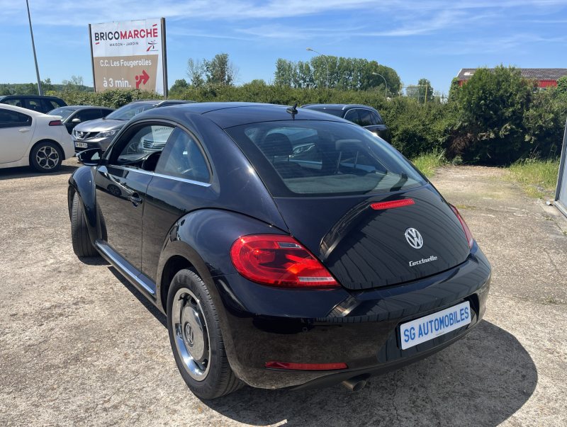 VOLKSWAGEN BEETLE 2016