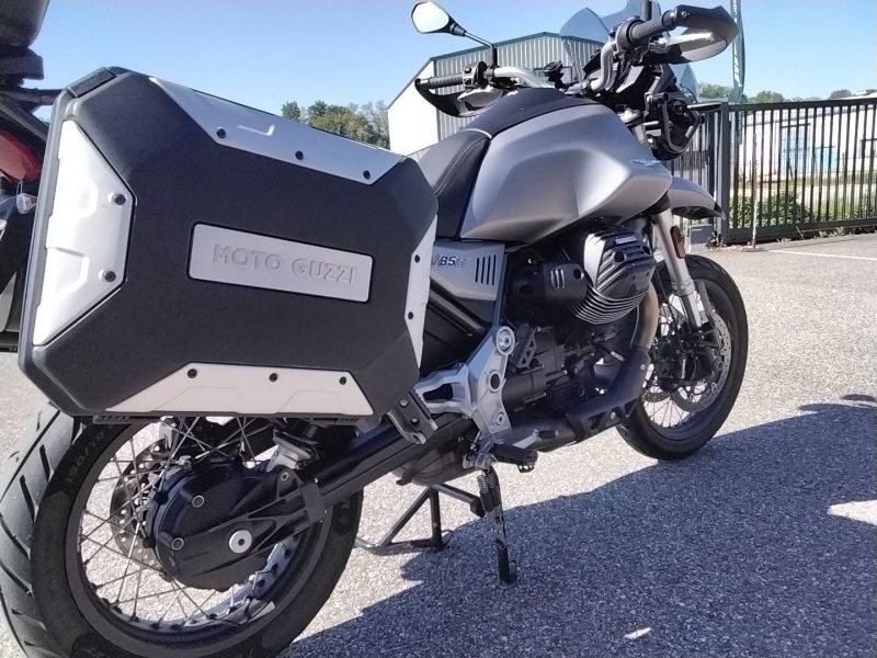 MOTO GUZZI V85 TT 2020