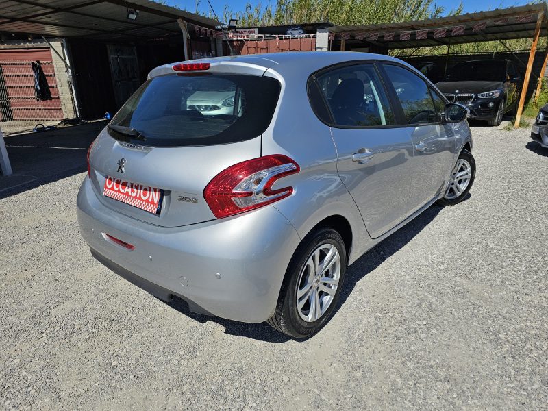 PEUGEOT 208 1.4 HDI 70 CH ACTIVE CLIM 5 PORTES 