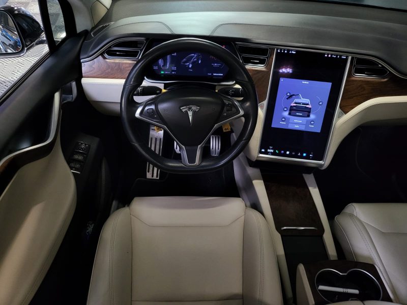 TESLA MODEL X P100D PERFORMANCE 100KW DUAL MOTORS LUDICROUS 598cv / 7 PLACES / AUTOPILOT / SIEGES ET