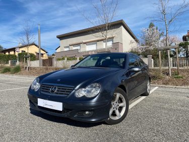 MERCEDES CLASSE CLC 220 CDI TOIT OUVRANT COUPE SPORT 2.2 L 150 ch