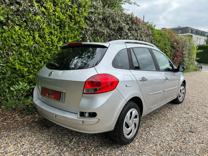 RENAULT CLIO III Grandtour 2010 1.5 dCi 86cv