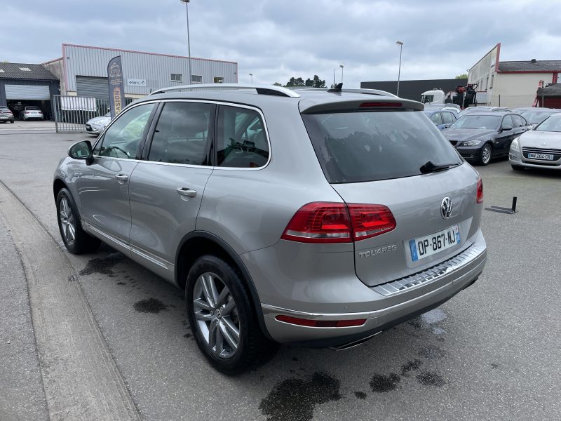 VOLKSWAGEN TOUAREG 2015